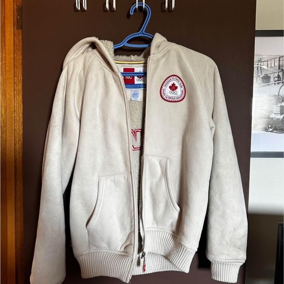 Team Canada sweater - Picture 2 of 2